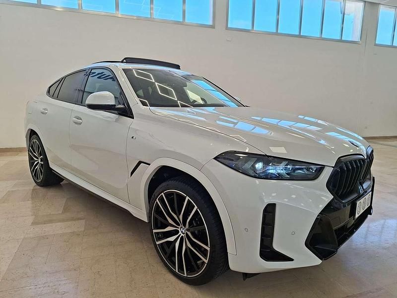 Usata BMW X6 M Sport 340 CV (250 kW) 2024 Bianco SUV