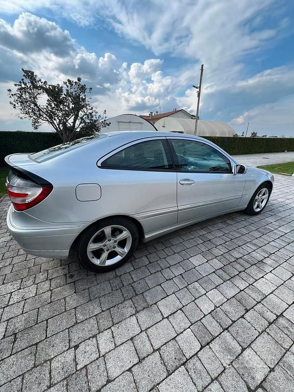 Usata Mercedes C200 2004 Grigio Berlina