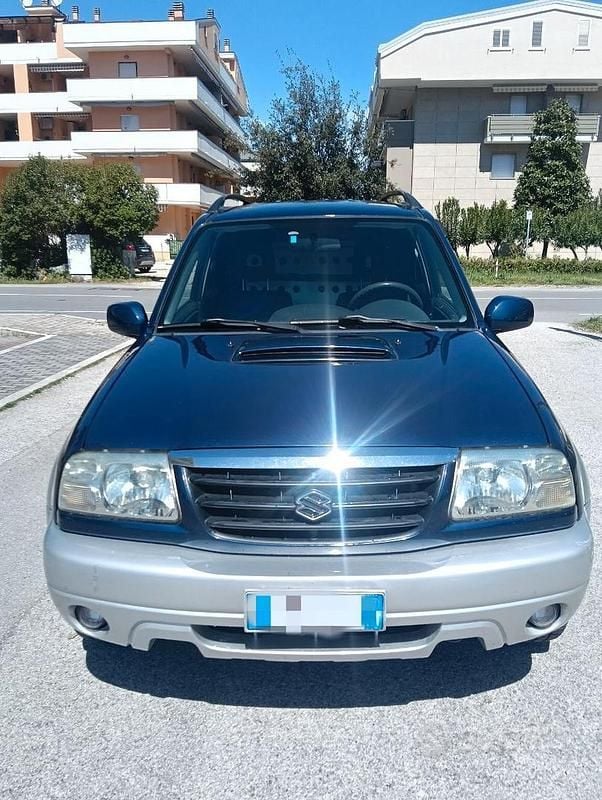 Usata Suzuki Grand Vitara 109 CV (80 kW) 2004 Blu SUV