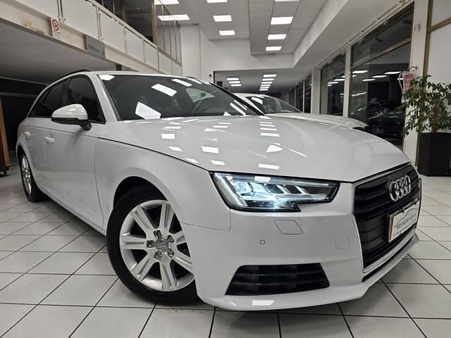 Usata Audi A4 Design 122 CV (89 kW) 2018 Bianco Station wagon