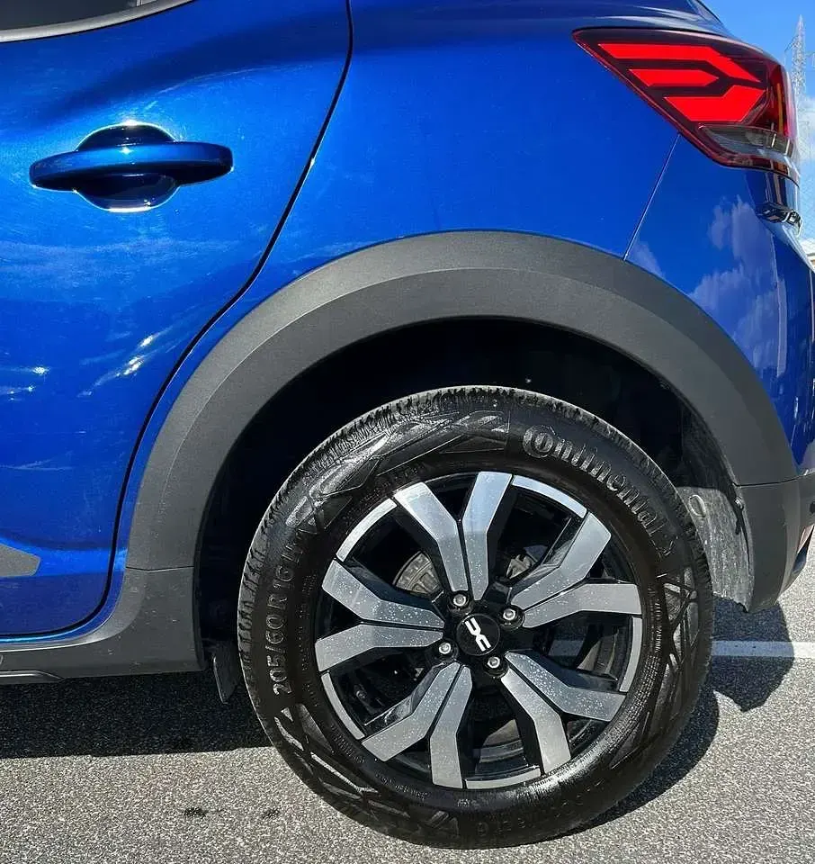 Usado Dacia Sandero Extreme 99 CV (72 kW) 2023 Azul Berlina