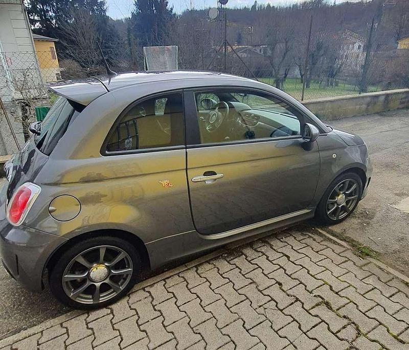 Usata Abarth 595 Custom 135 CV (99 kW) 2015 Grigio Utilitaria