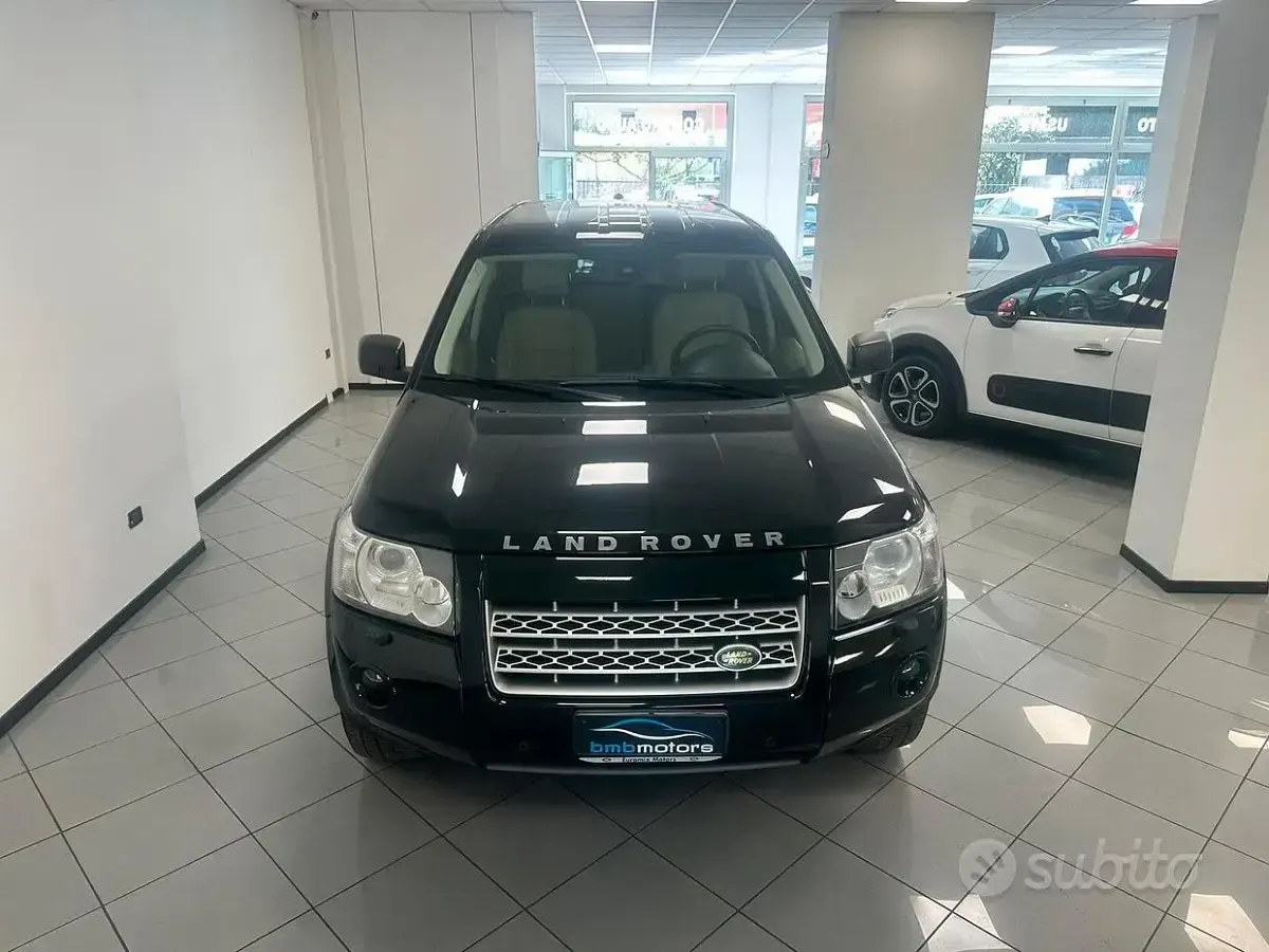 Usata Land Rover Freelander 2 HSE 160 CV (117 kW) 2010 Nero SUV