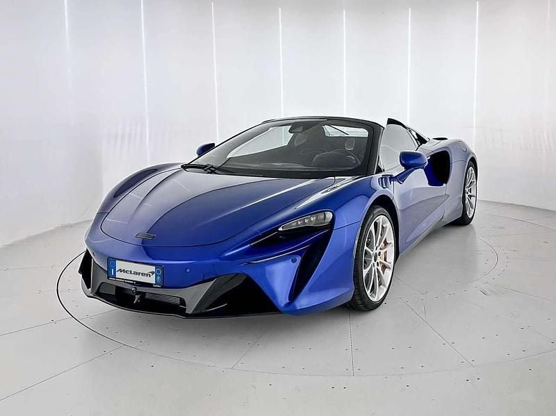 Nuova McLaren Artura 700 CV (514 kW) 2026 Blu/azzurro Cabrio