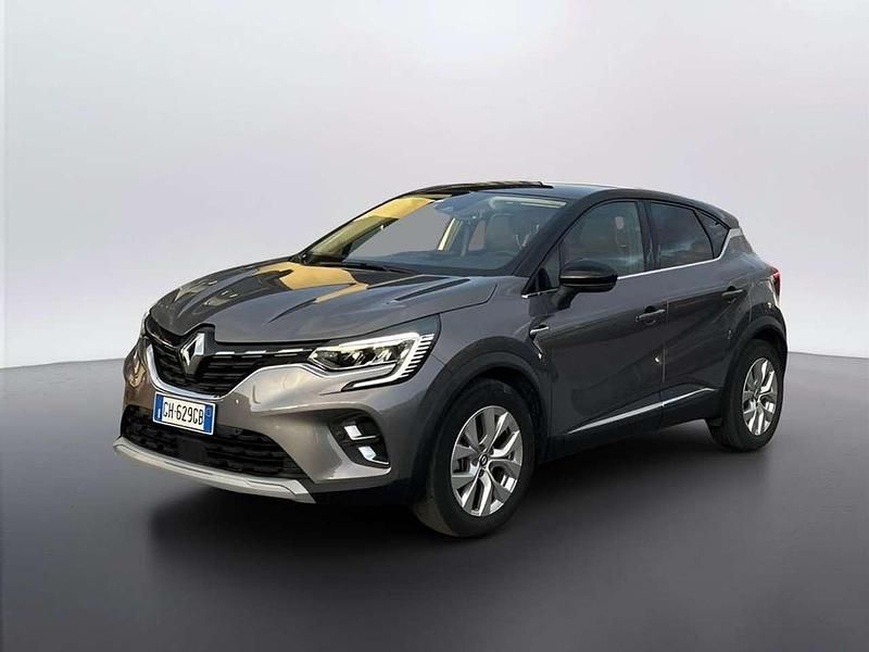 Usata Renault Captur Intens 159 CV (116 kW) 2022 Grigio chiaro SUV