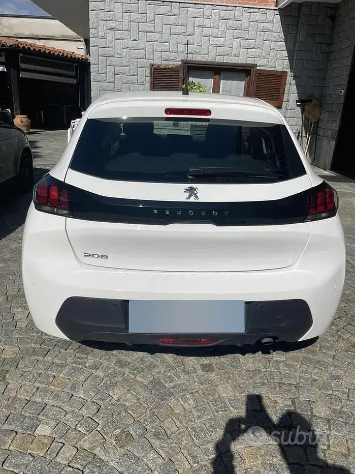 Usata Peugeot 208 Active 75 CV (55 kW) 2022 Bianco Utilitaria