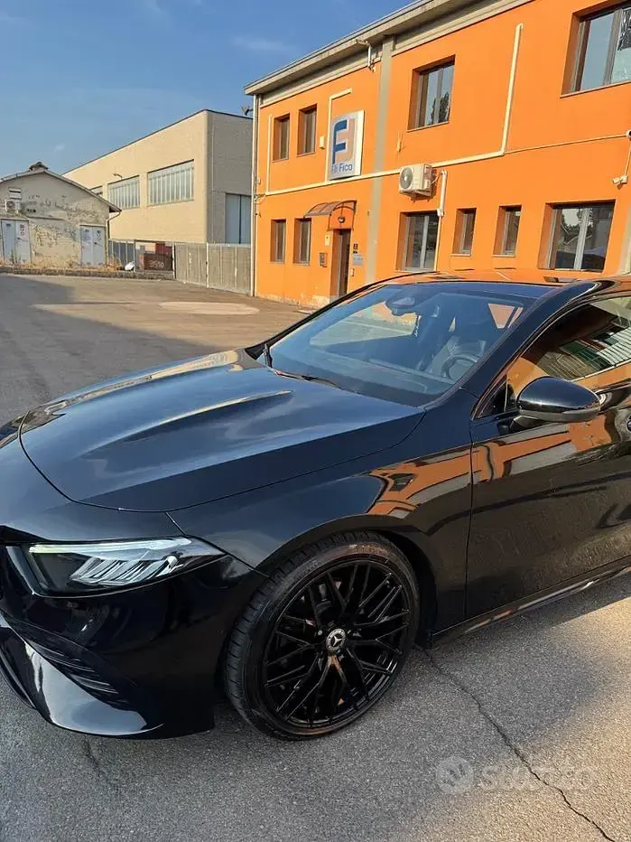 Usata Mercedes 180 Advanced Plus 116 CV (85 kW) 2023 Nero Berlina