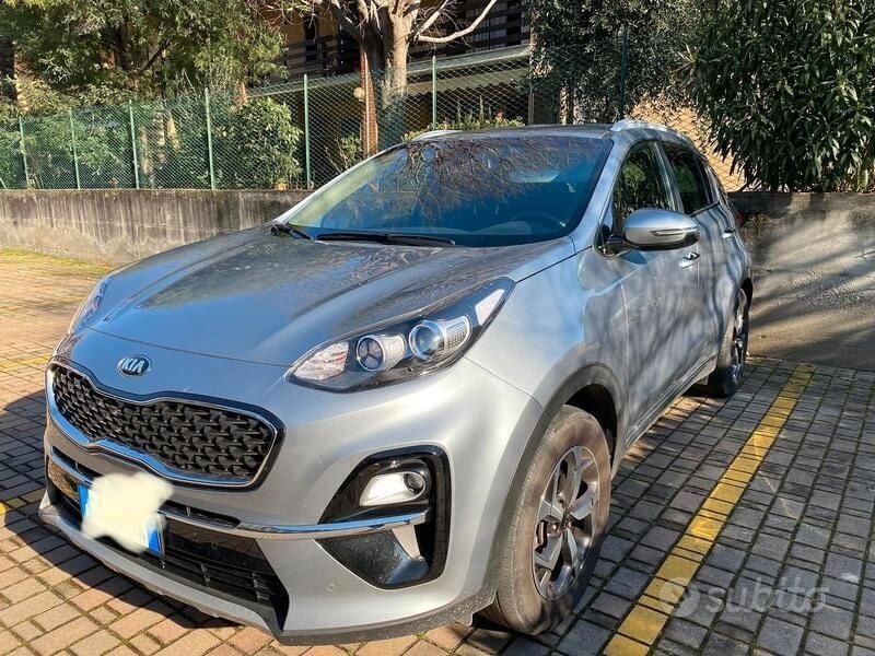 Usata Kia Sportage 132 CV (97 kW) 2020 Grigio SUV