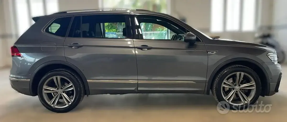 Usata VW Tiguan Allspace 190 CV (139 kW) 2018 Grigio SUV