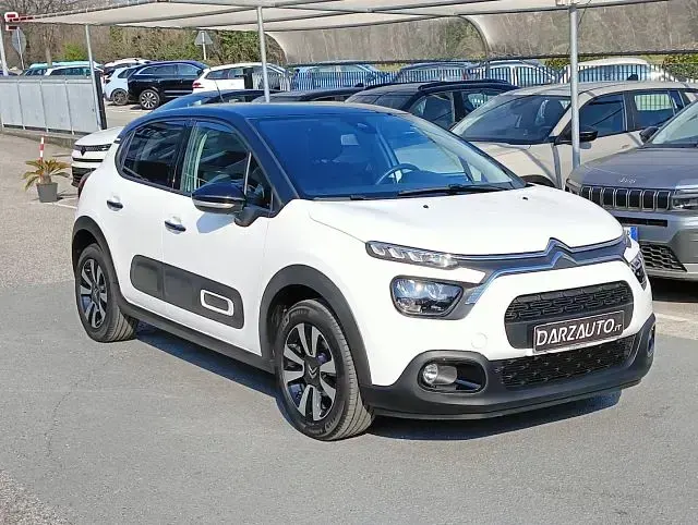 Usata Citroën C3 Shine 83 CV (61 kW) 2023 Bianco tetto nero pastello Utilitaria