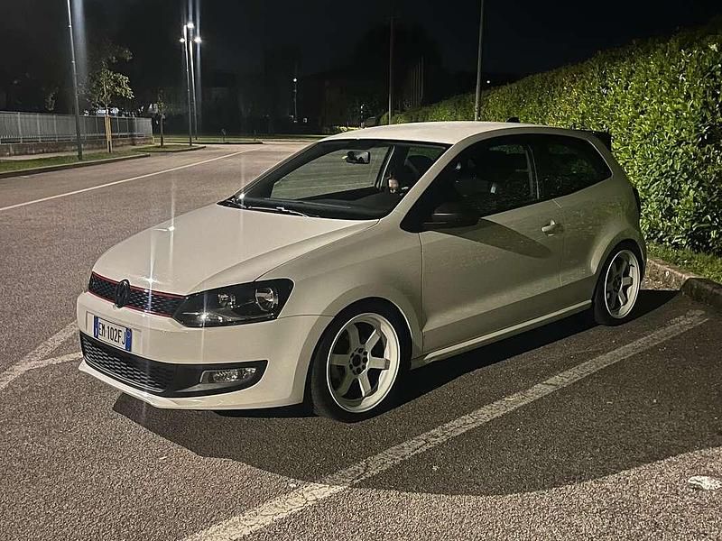 Usata VW Polo Highline 90 CV (66 kW) 2012 Bianco Berlina