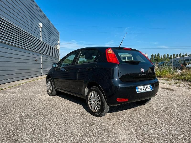 Usata Fiat Punto 2016 Nero Utilitaria