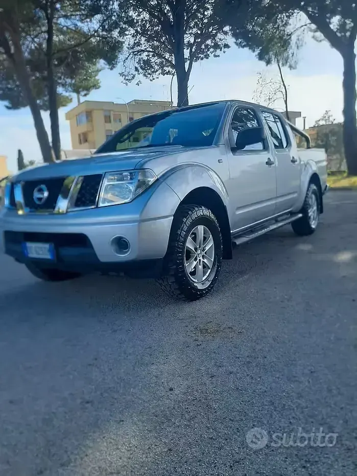 Second-hand Nissan Navara 2007 Gri Pickup