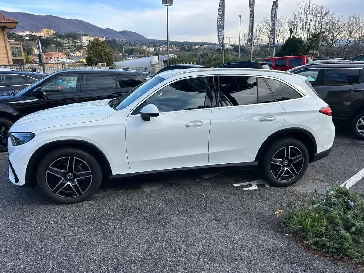 Usata Mercedes GLC220 Premium 197 CV (144 kW) 2022 Bianco SUV