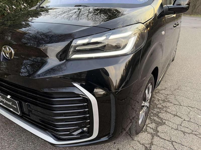 Usata Toyota Proace Verso Executive 177 CV (130 kW) 2024 Nero Station wagon