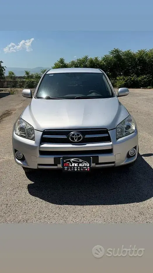 Usata Toyota RAV4 Luxury 150 CV (110 kW) 2010 Grigio SUV