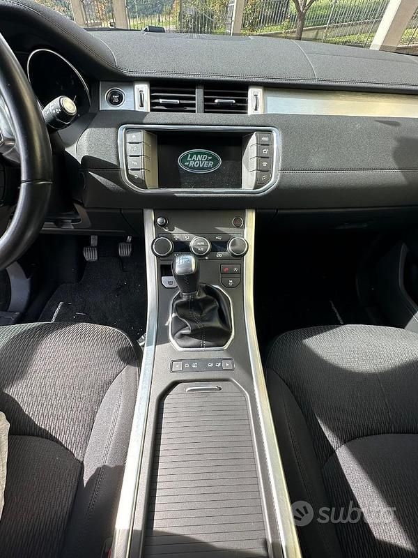 Usata Land Rover Range Rover evoque Pure 150 CV (110 kW) 2017 Bianco Berlina