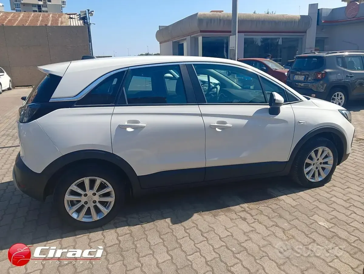 Usata Opel Crossland Elegance 110 CV (80 kW) 2021 Bianco SUV