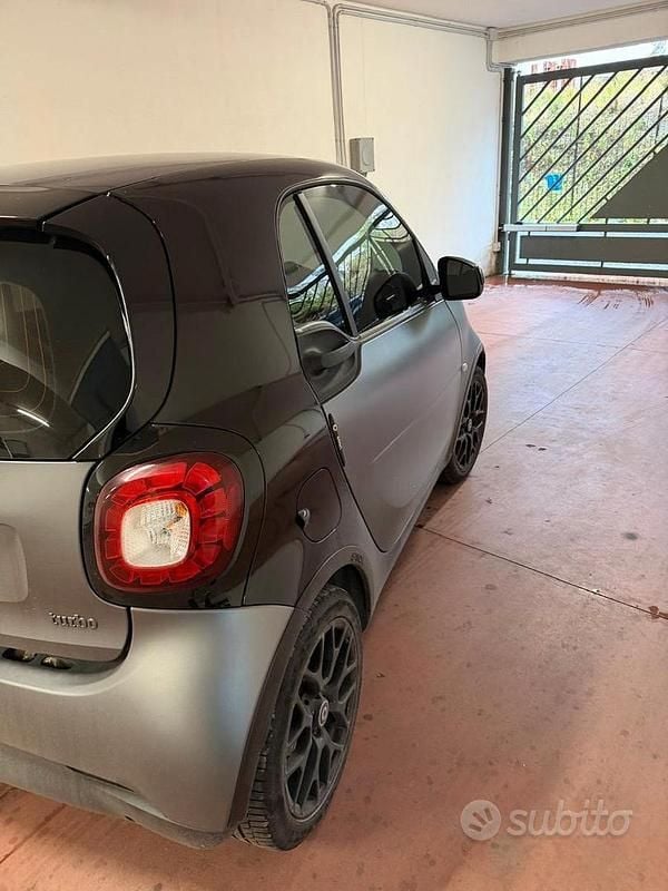 Usata Smart ForTwo Coupé 2017 Grigio Coupé