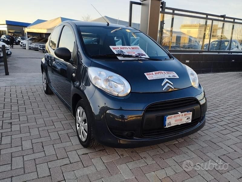 Usata Citroën C1 68 CV (50 kW) 2011 Grigio Utilitaria