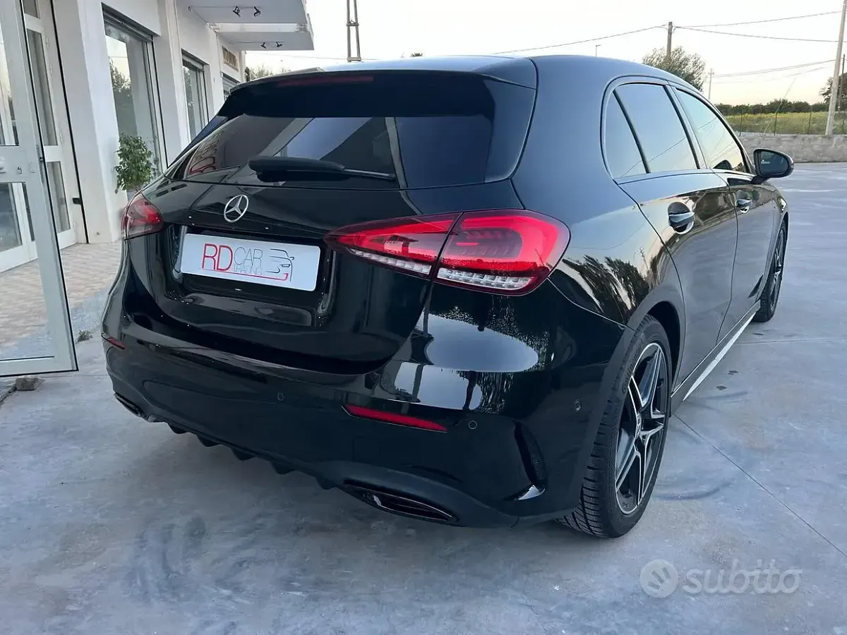 Usata Mercedes A200 Premium 150 CV (110 kW) 2021 Nero Berlina