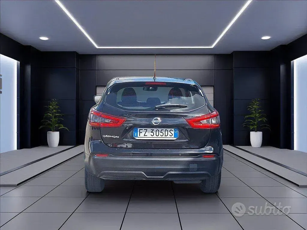 Usata Nissan Qashqai Acenta 116 CV (85 kW) 2019 Nero SUV