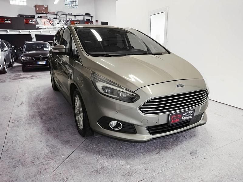 Usata Ford S-MAX Vignale 150 CV (110 kW) 2017 Beige Monovolume