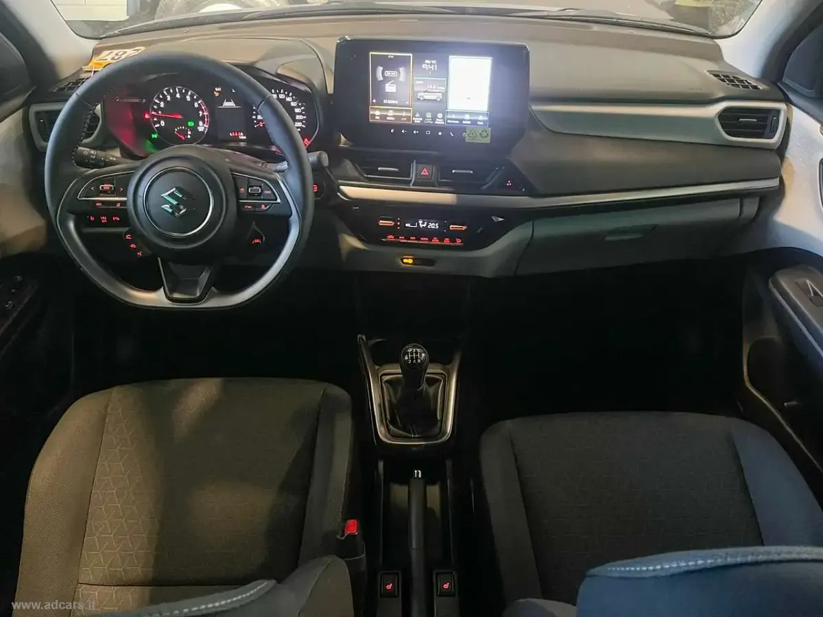 Nuova Suzuki Swift 83 CV (61 kW) 2026 Blu/azzurro Utilitaria