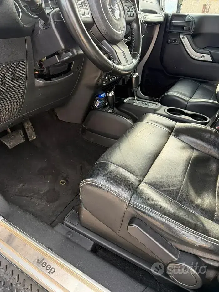 Usata Jeep Wrangler 200 CV (147 kW) 2011 SUV
