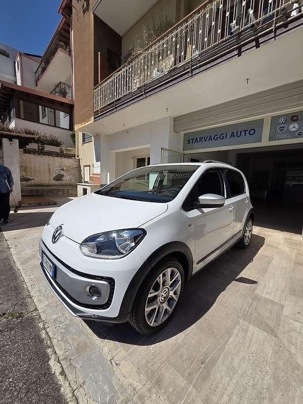 Usata VW up! 75 CV (55 kW) 2015 Utilitaria