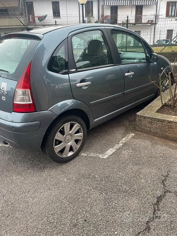 Usata Citroën C3 Exclusive 110 CV (80 kW) 2008 Grigio Berlina