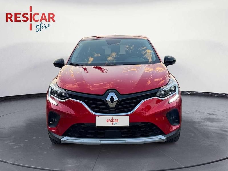 Usata Renault Captur Zen 94 CV (69 kW) 2022 Rosso met SUV
