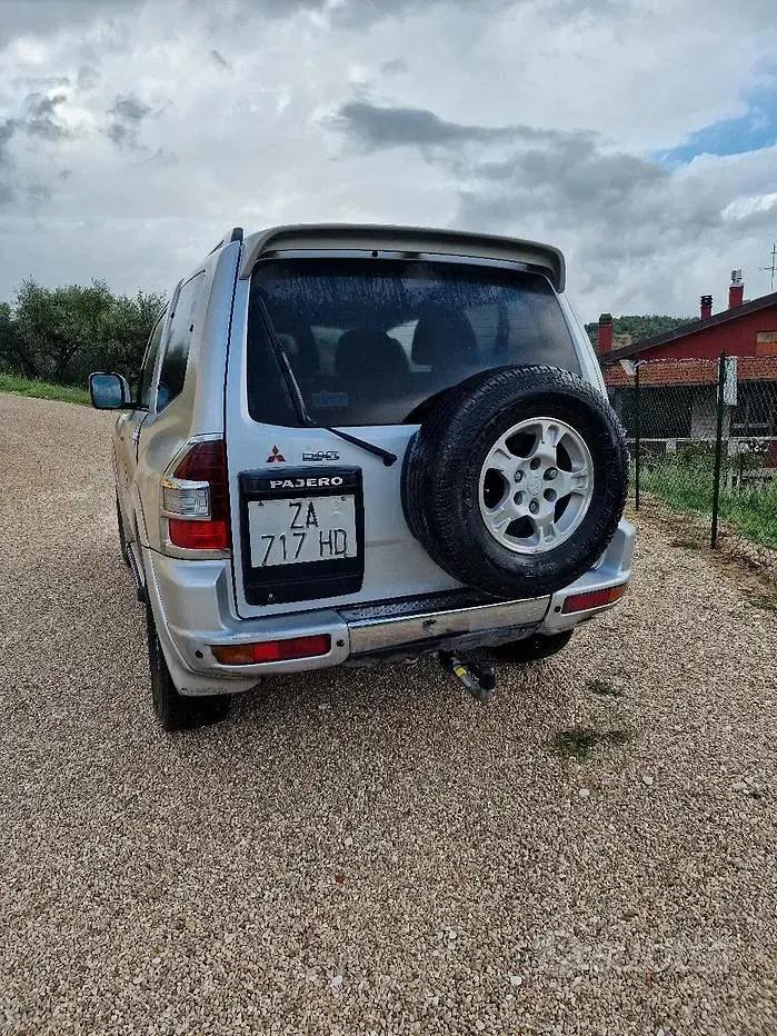 Usata Mitsubishi Pajero 2000 Grigio SUV