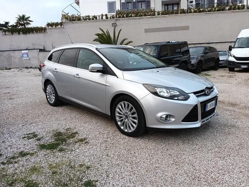 Usata Ford Focus Titanium 150 CV (110 kW) 2011 Argento Station wagon