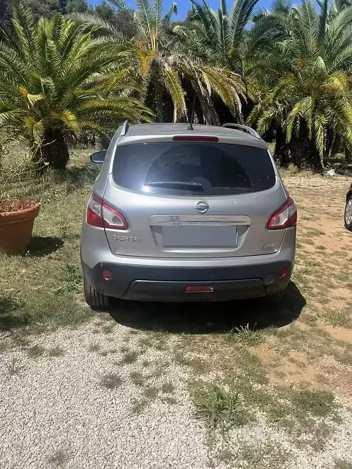 Usata Nissan Qashqai 110 CV (80 kW) 2011 Grigio SUV
