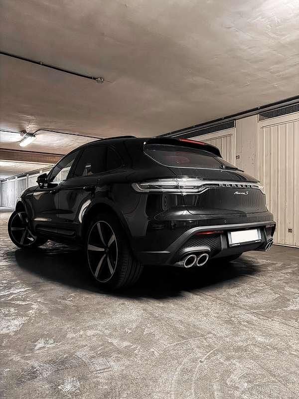 Usata Porsche Macan 381 CV (280 kW) 2024 Nero SUV