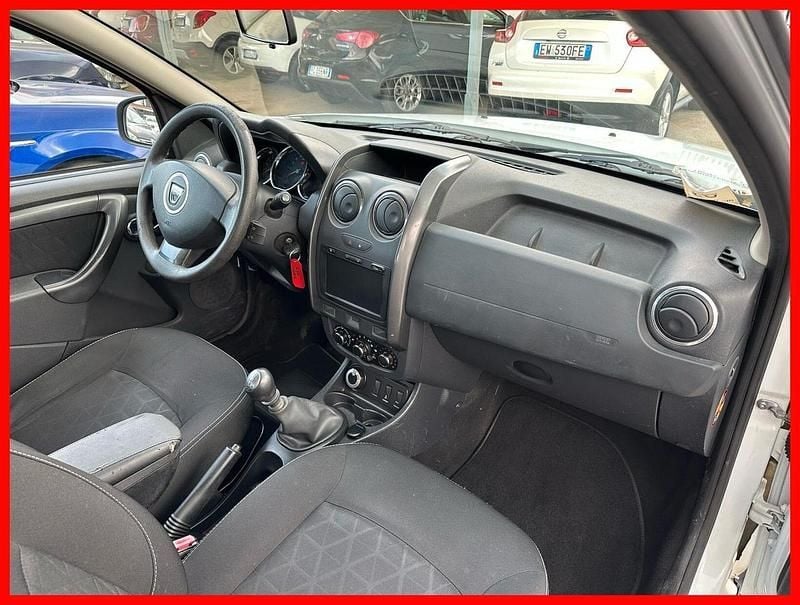 Usata Dacia Duster Lauréate 110 CV (80 kW) 2014 Bianco SUV