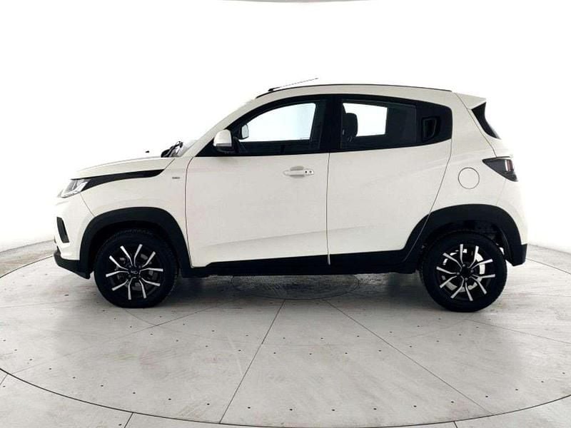 Usata Mahindra KUV100 87 CV (63 kW) 2025 Perla white SUV
