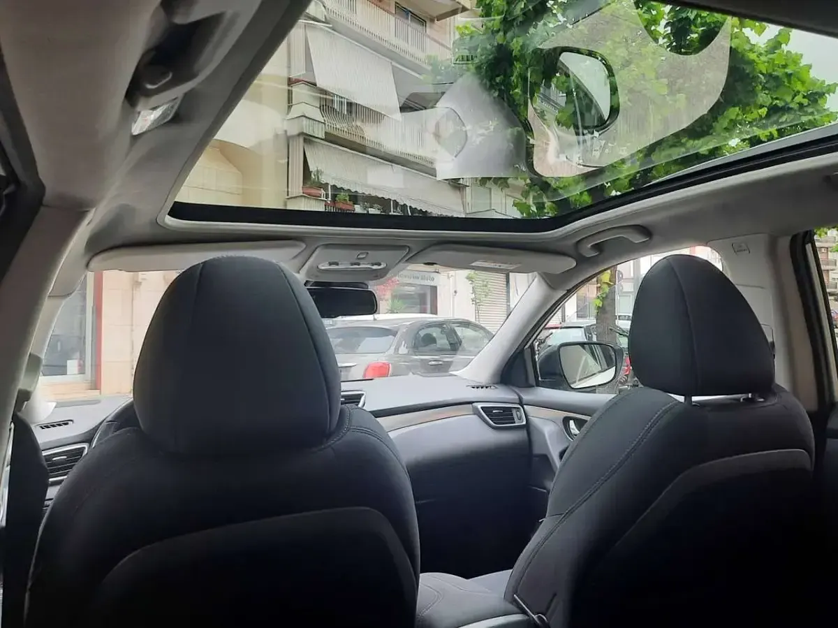 Usata Nissan Qashqai N-Connecta 110 CV (80 kW) 2018 Bianco SUV