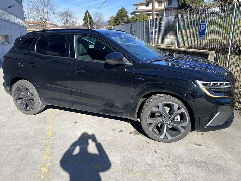 Usata Renault Austral Iconic Esprit Alpine 131 CV (96 kW) 2023 Nero SUV
