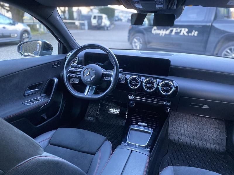 Usata Mercedes A180 AMG line 116 CV (85 kW) 2024 Nero Berlina