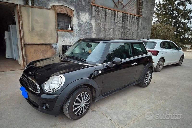 Usata Mini ONE 75 CV (55 kW) 2010 Utilitaria