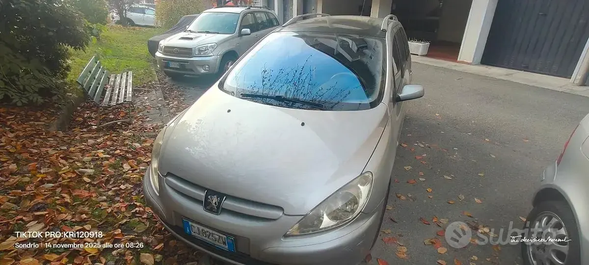Usata Peugeot 307 107 CV (78 kW) 2004 Grigio Station wagon