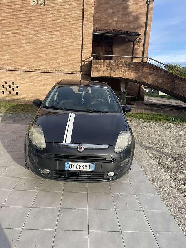 Usata Fiat Punto Evo Dynamic 77 CV (56 kW) 2009 Utilitaria