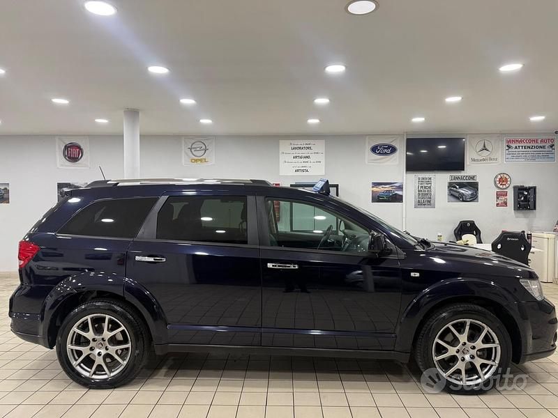 Usata Fiat Freemont 170 CV (125 kW) 2012 Blu SUV