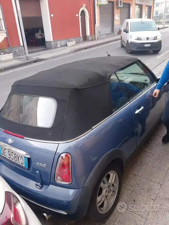 Usata Mini Cooper Cabriolet 116 CV (85 kW) 2005 Cabrio
