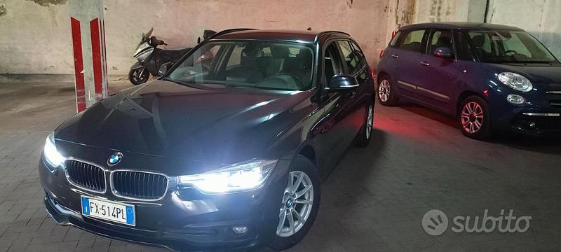 Usata BMW 318 150 CV (110 kW) 2019 Nero Station wagon