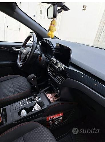 Usata Ford Kuga 120 CV (88 kW) 2021 Grigio SUV