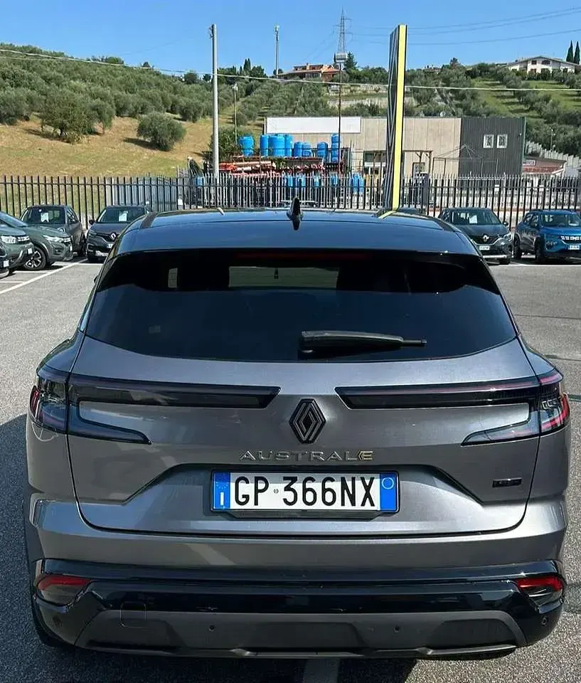 Usata Renault Austral Techno 200 CV (147 kW) 2023 Other SUV