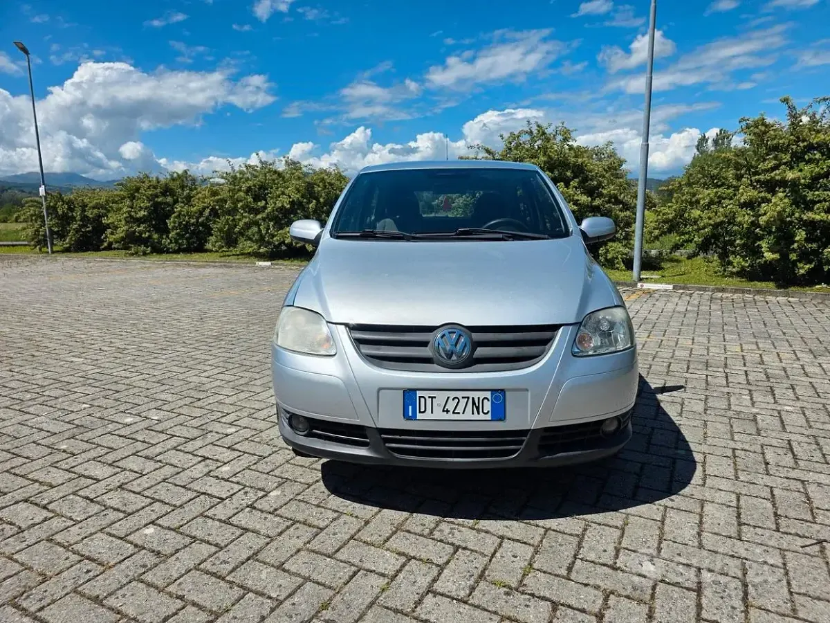Usata VW Fox Sport 54 CV (39 kW) 2009 Grigio Utilitaria